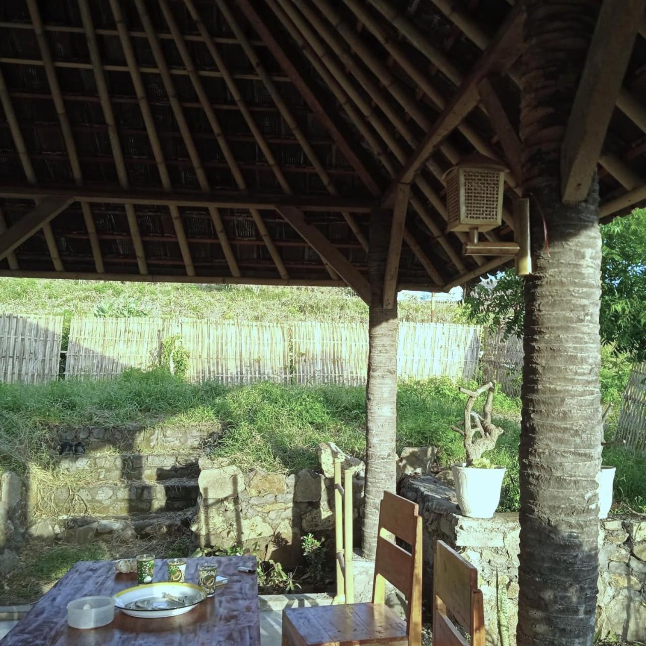 Hotel Melody Surf - Ekas Lombok Esterno foto