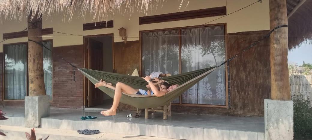 Hotel Melody Surf - Ekas Lombok Esterno foto