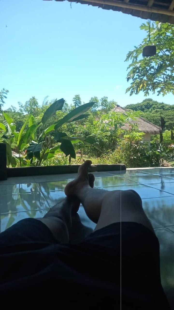 Hotel Melody Surf - Ekas Lombok Esterno foto